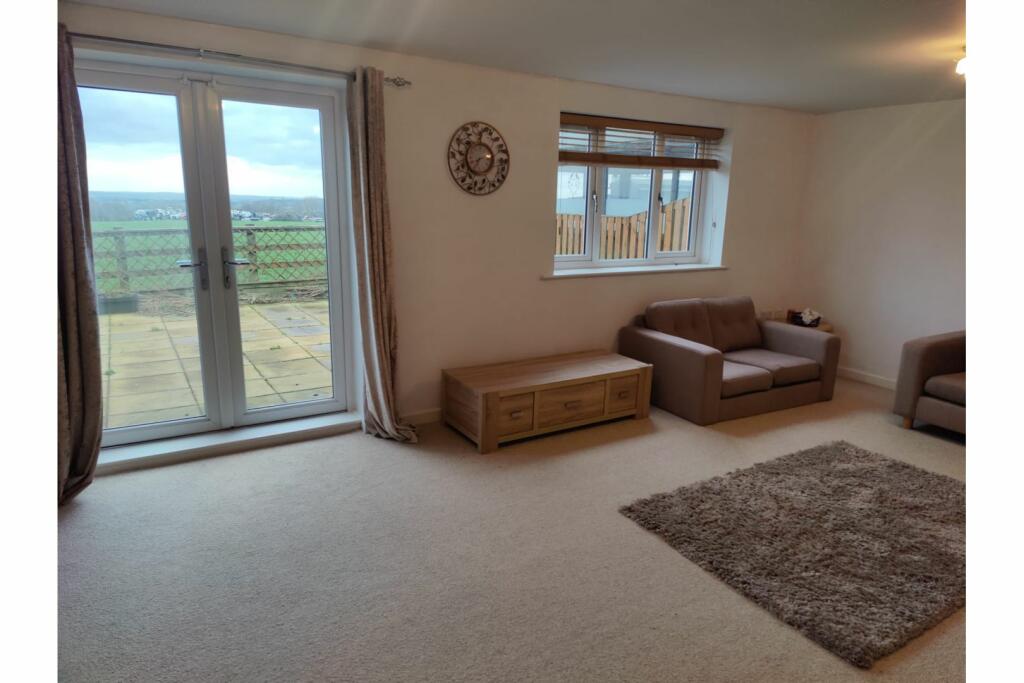 Additional property image - Booth Holme Close, Bradford, BD4