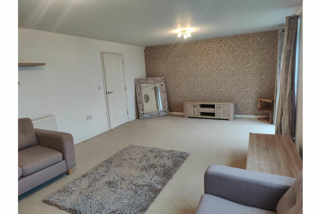 Additional property image - Booth Holme Close, Bradford, BD4