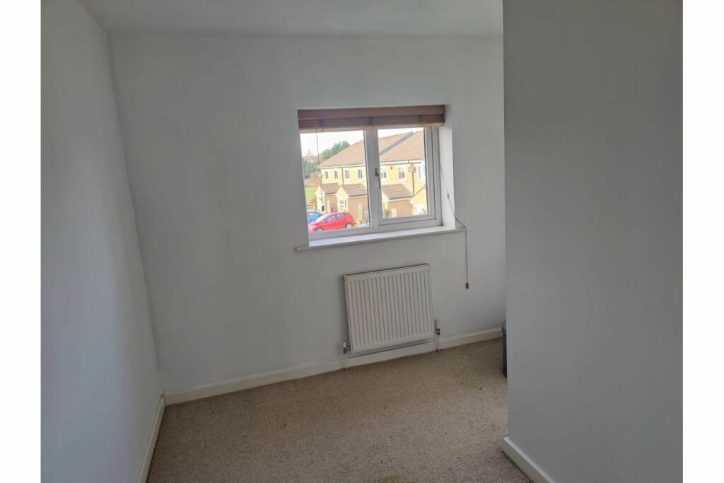 Additional property image - Booth Holme Close, Bradford, BD4