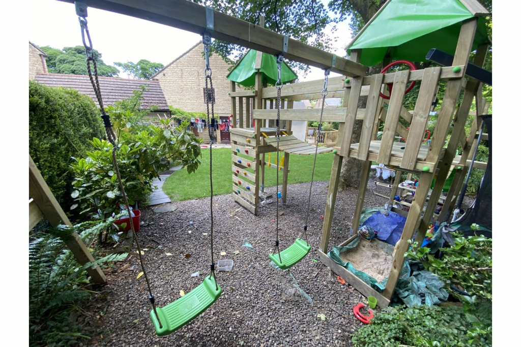 Additional property image - Cheriton Drive, Bradford, BD13