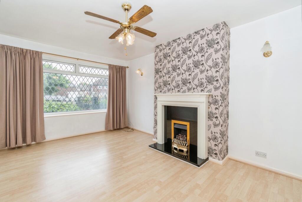 Additional property image - Tyersal Lane, Bradford, BD4
