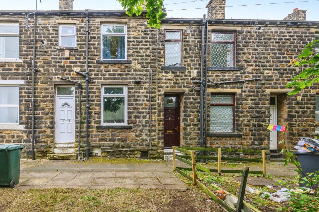 Additional property image - Giles Street, Bradford, BD6