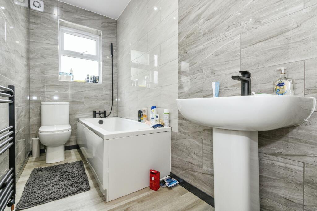 Additional property image - Giles Street, Bradford, BD6