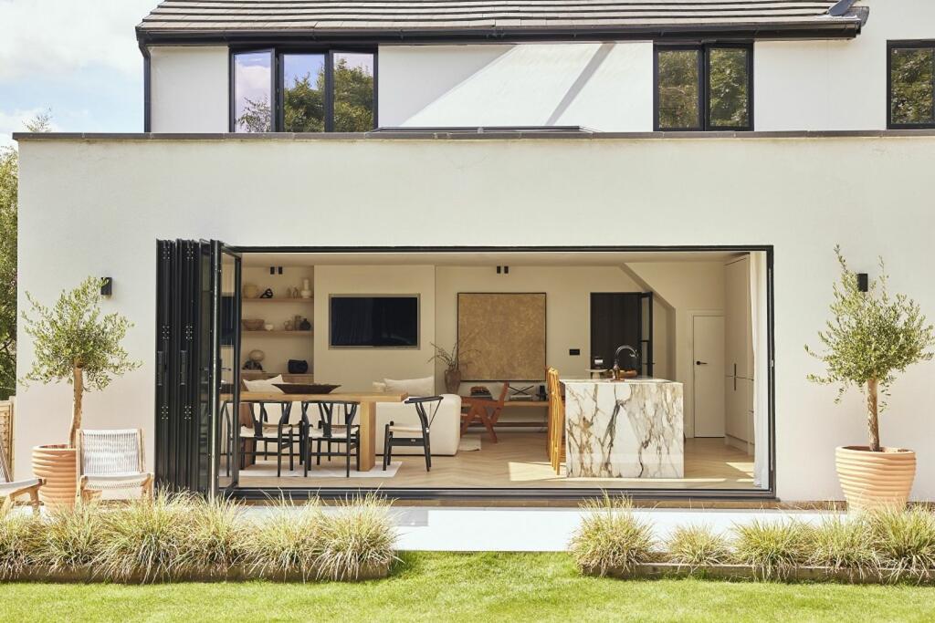 Additional property image - Walker Wood, Shipley, BD17