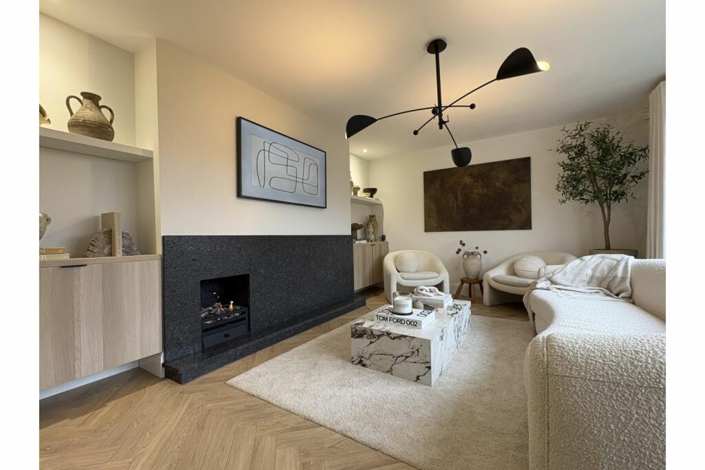 Additional property image - Walker Wood, Shipley, BD17