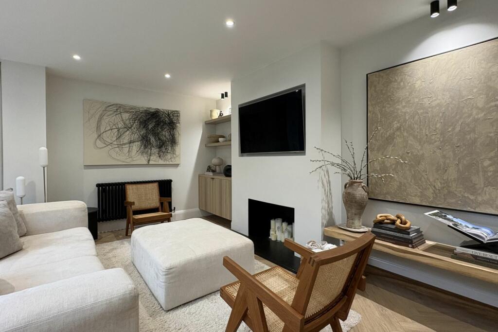 Additional property image - Walker Wood, Shipley, BD17