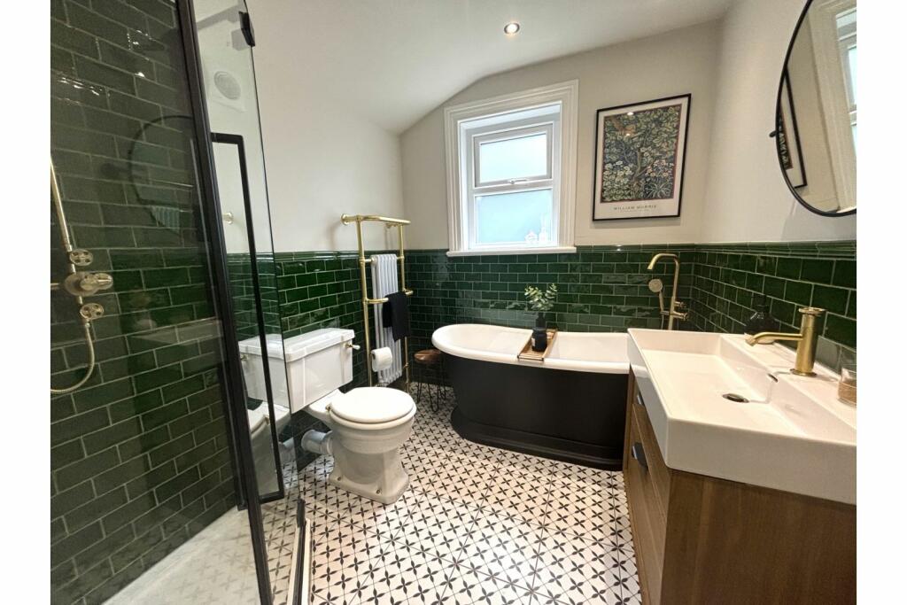 Additional property image - Dewsbury Road, Cleckheaton, BD19