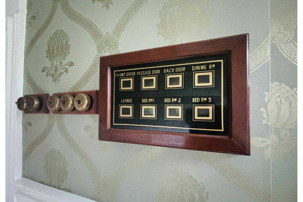 Additional property image - Dewsbury Road, Cleckheaton, BD19