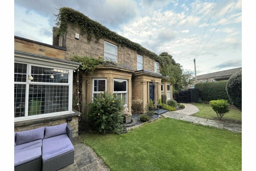 Additional property image - Dewsbury Road, Cleckheaton, BD19
