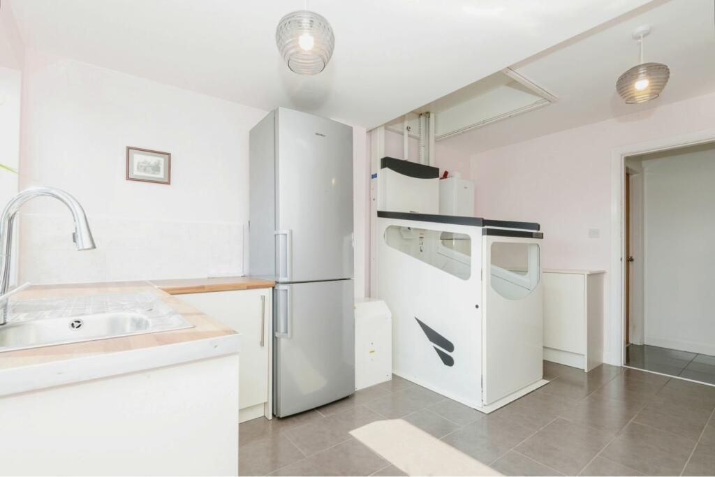 Additional property image - Hunsworth Lane, Cleckheaton, BD19