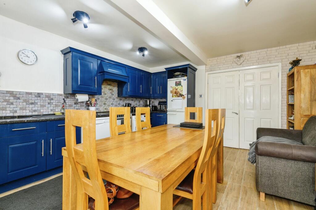 Additional property image - Westgate, Cleckheaton, BD19