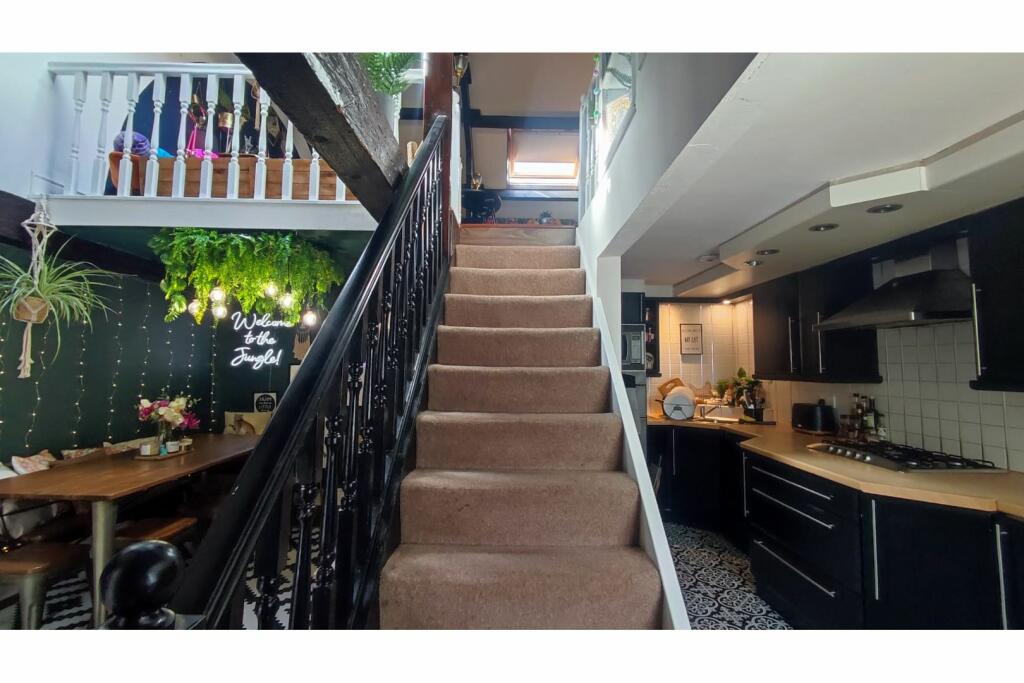 Additional property image - Kenmore Road, Cleckheaton, BD19
