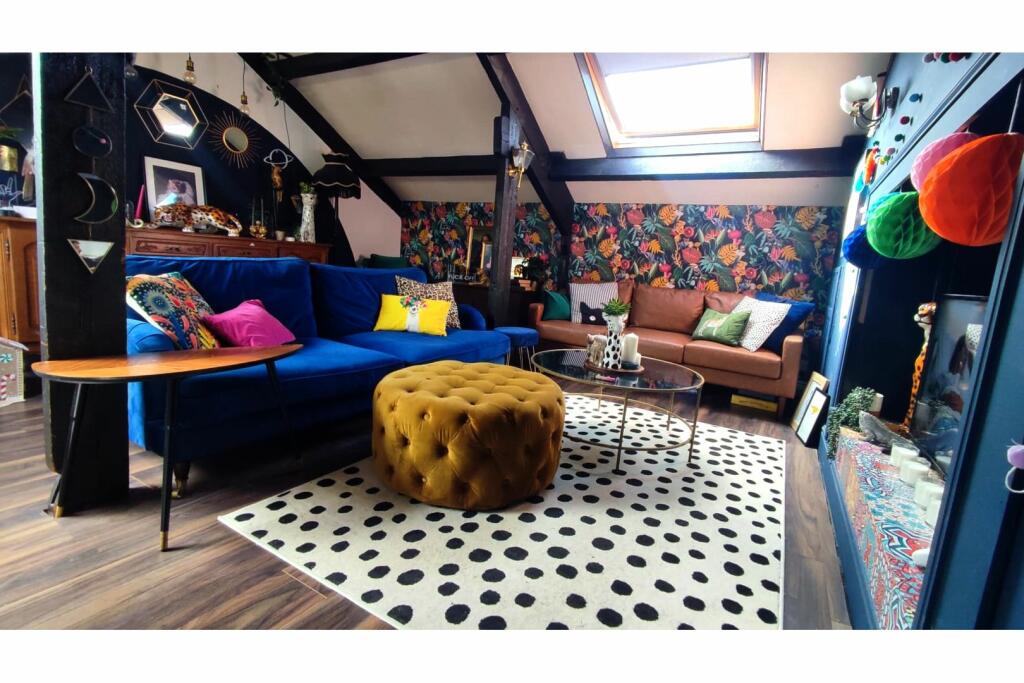 Additional property image - Kenmore Road, Cleckheaton, BD19
