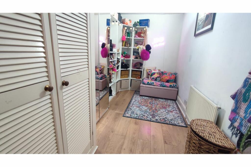 Additional property image - Kenmore Road, Cleckheaton, BD19