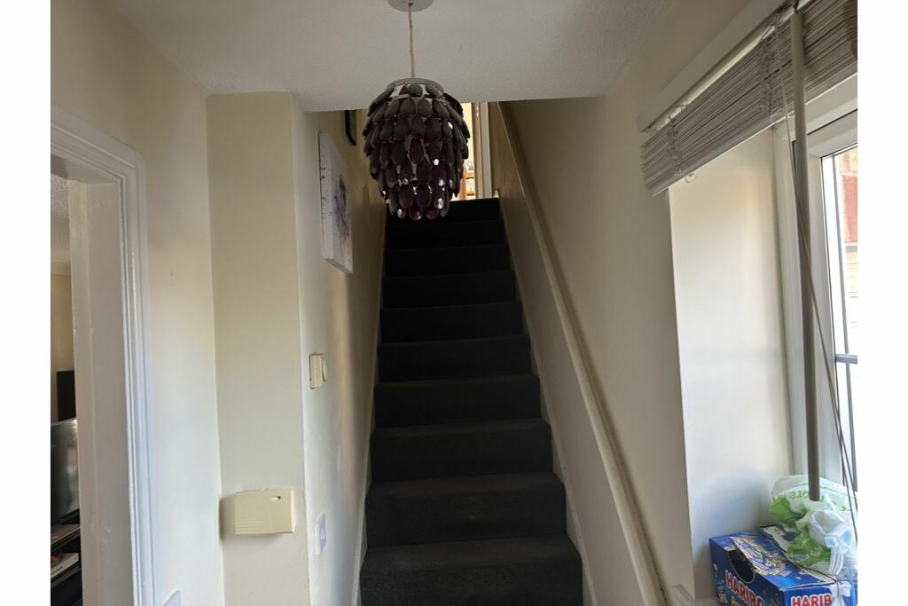 Additional property image - Holme Bank Close, Bradford, BD4