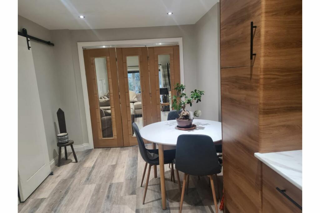 Additional property image - Nab Wood Drive, Shipley, BD18