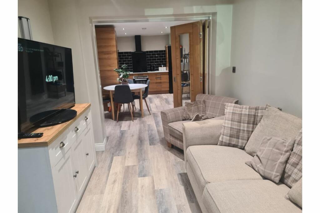 Additional property image - Nab Wood Drive, Shipley, BD18