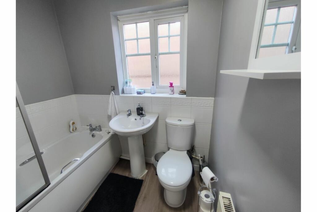 Additional property image - Rowantree Drive, Bradford, BD10
