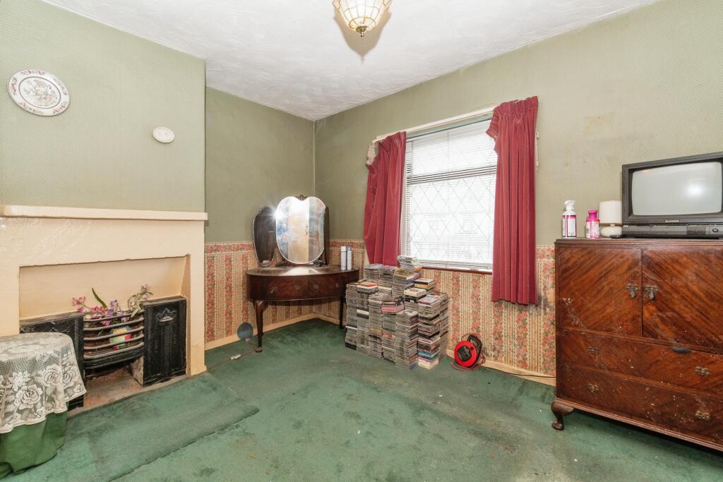 Additional property image - Killinghall Road, Bradford, BD2