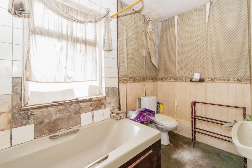 Additional property image - Killinghall Road, Bradford, BD2