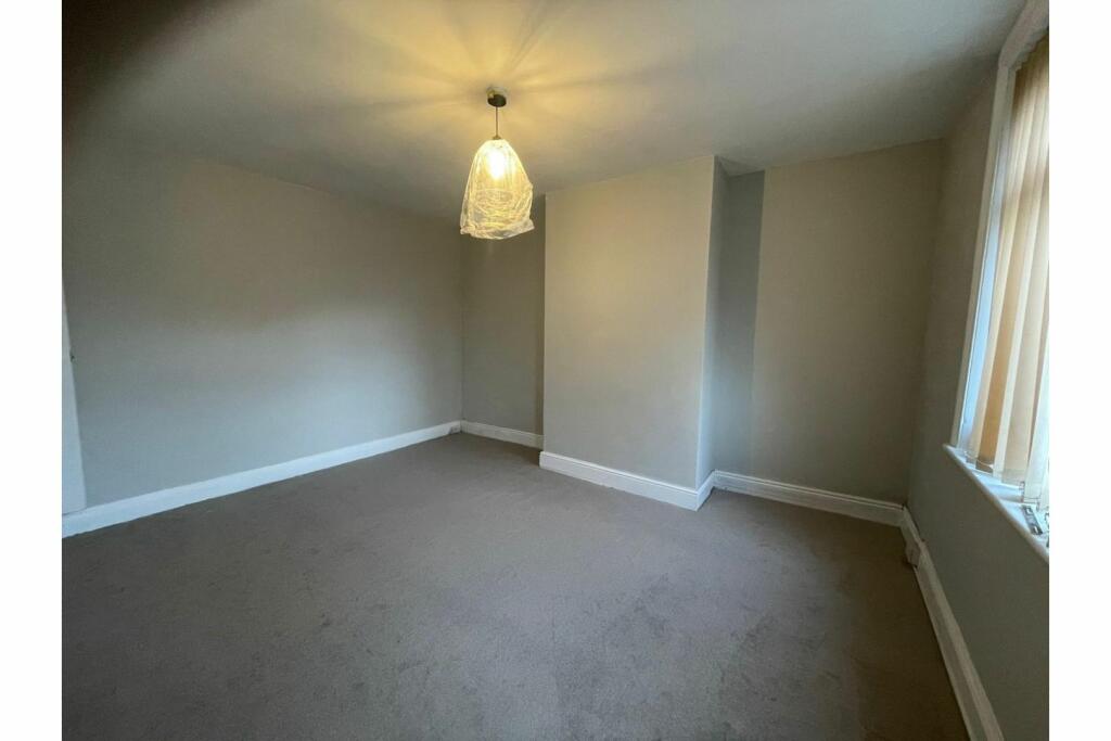 Additional property image - North Street, Bradford, BD12