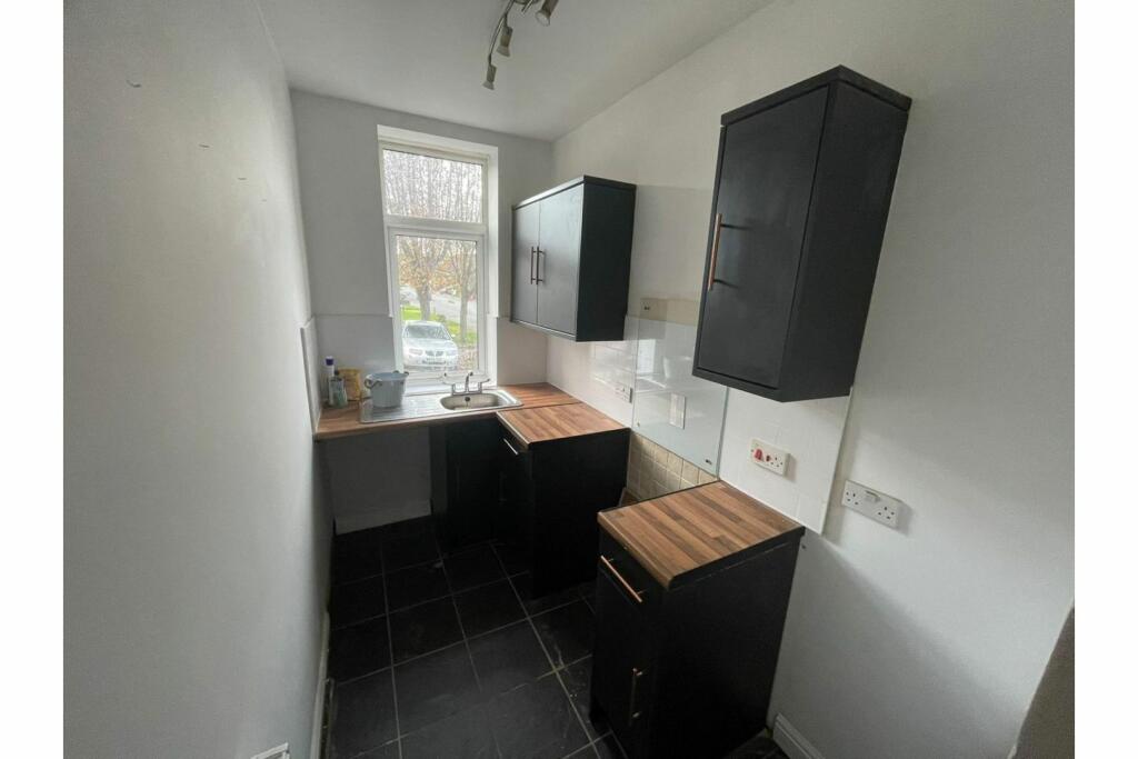 Additional property image - North Street, Bradford, BD12
