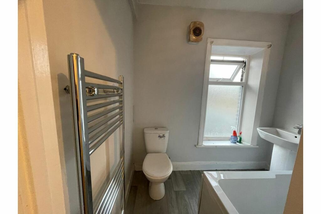 Additional property image - North Street, Bradford, BD12