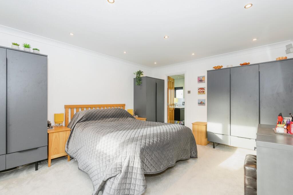 Additional property image - Scholes Lane, Cleckheaton, BD19