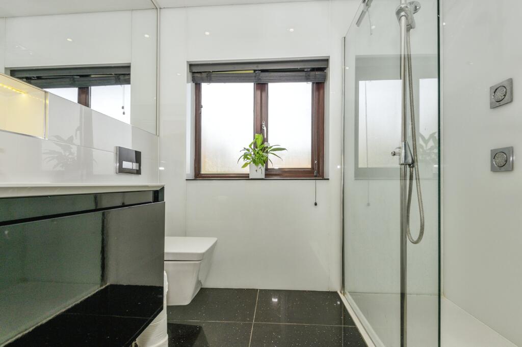 Additional property image - Scholes Lane, Cleckheaton, BD19