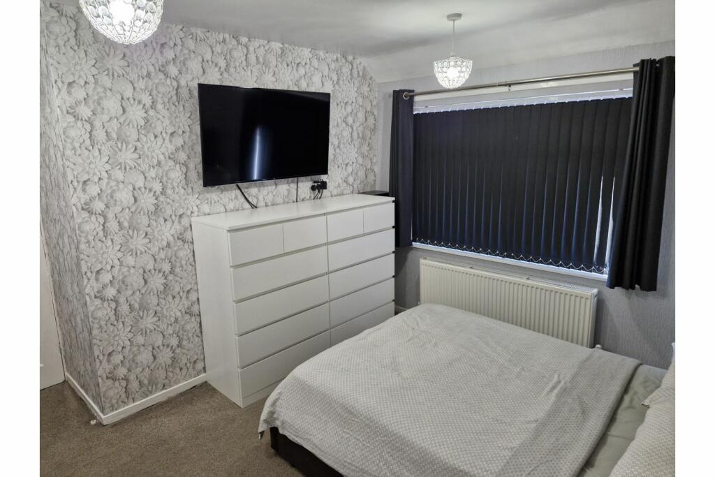 Additional property image - Peverell Close, Bradford, BD4