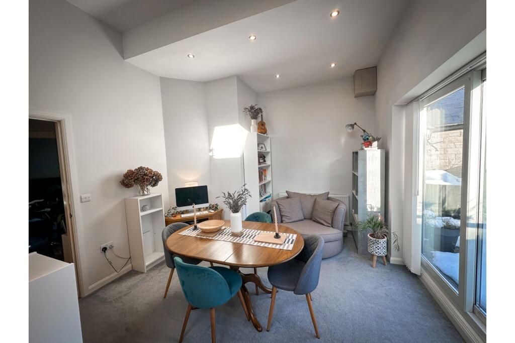 Additional property image - Oak Street, Keighley, BD22