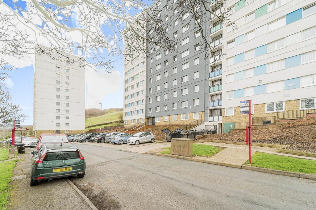 Additional property image - Parkwood Rise, Keighley, BD21