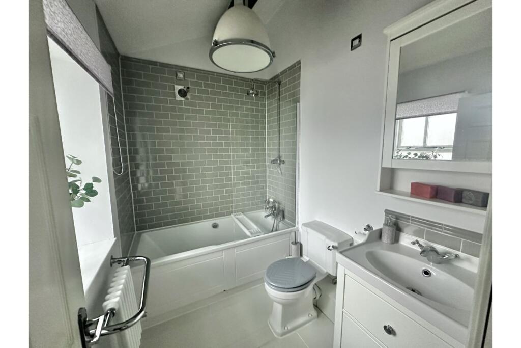 Additional property image - Fyfe Lane, Shipley, BD17
