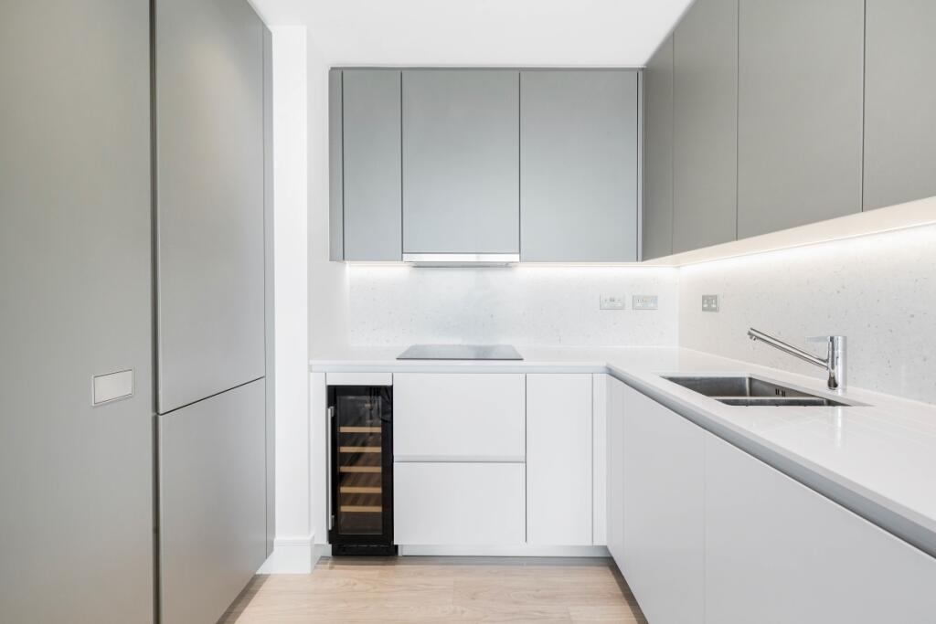 Main image of property: Bollinder Place, London, EC1V