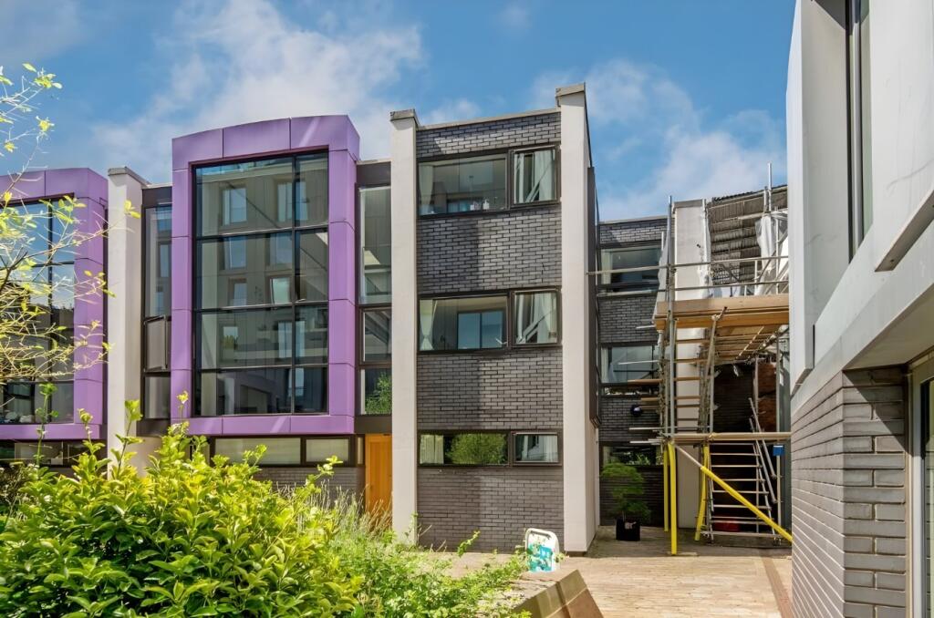 Main image of property: Brewery Square, Clerkenwell, London, EC1V