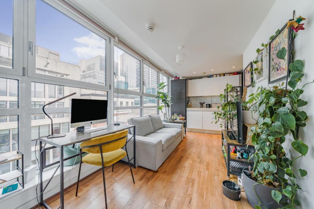 Main image of property: Lamb's Passage, Barbican, London, EC1Y