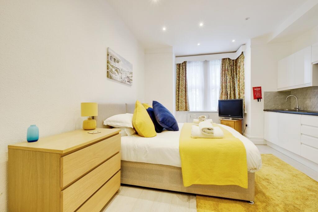 Additional property image - Studland Road, Bournemouth, BH4