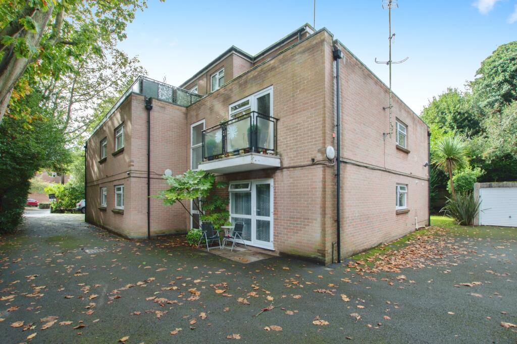 Main image of property: 59 Wellington Road, Bournemouth, BH8