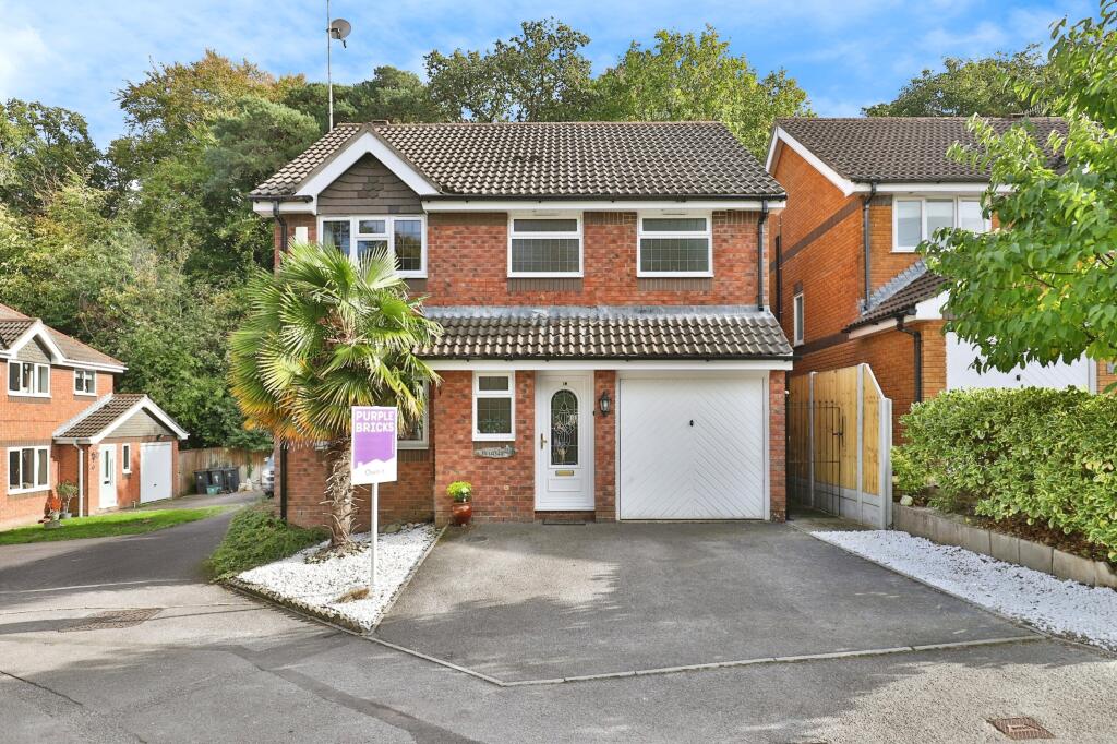 4 bedroom detached house