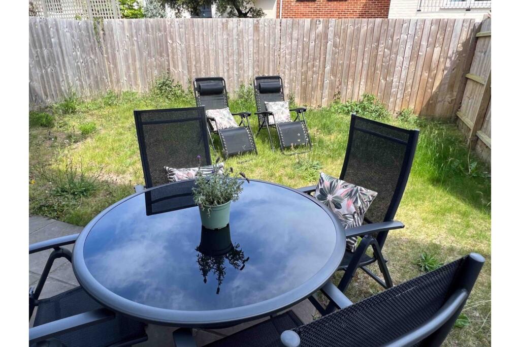 Main image of property: Southwood Avenue, Bournemouth, BH6