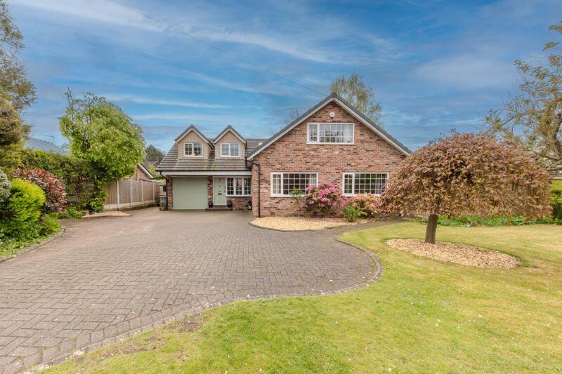 4 bedroom detached house for sale in Main Road, Goostrey, CW4