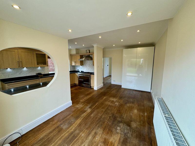 Additional property image - London Road, Holmes Chapel