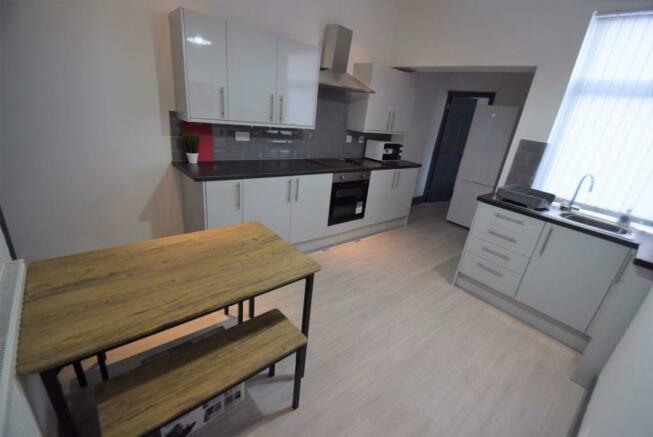4 bedroom house share for rent in Elgin Street, Shelton, Stoke-On-Trent, ST4