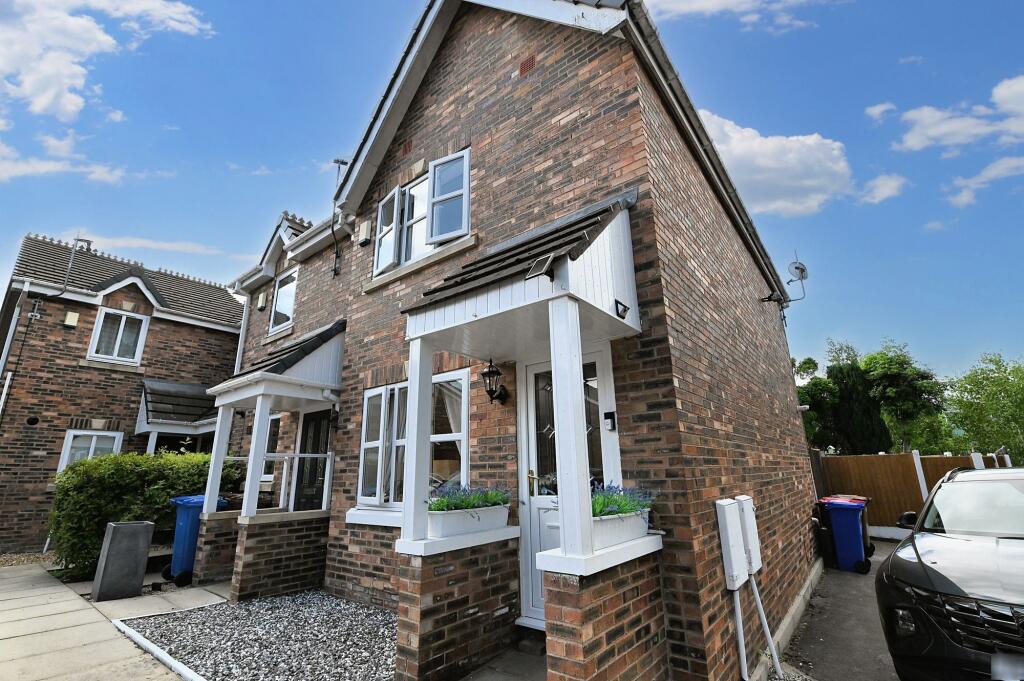 Main image of property: Meremanor, Worsley, M28