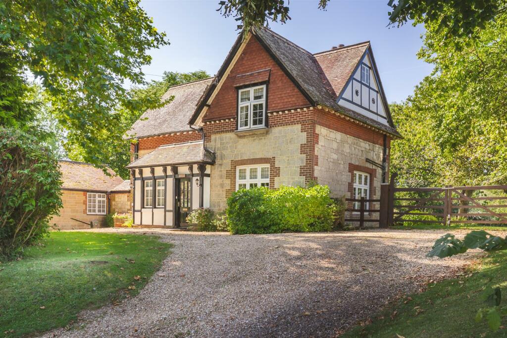 Main image of property: Alverstone, Isle of Wight