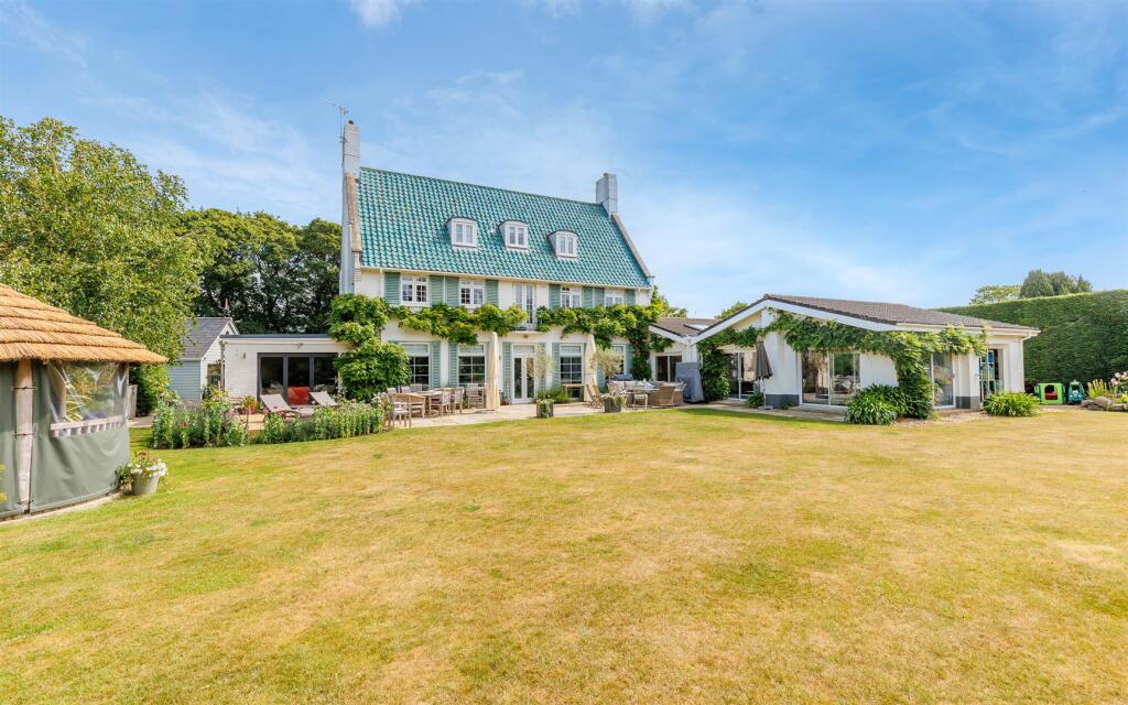 Main image of property: Bembridge, Isle of Wight