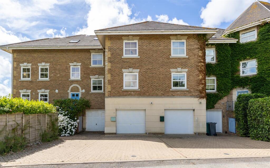 Main image of property: Bembridge, Isle of Wight