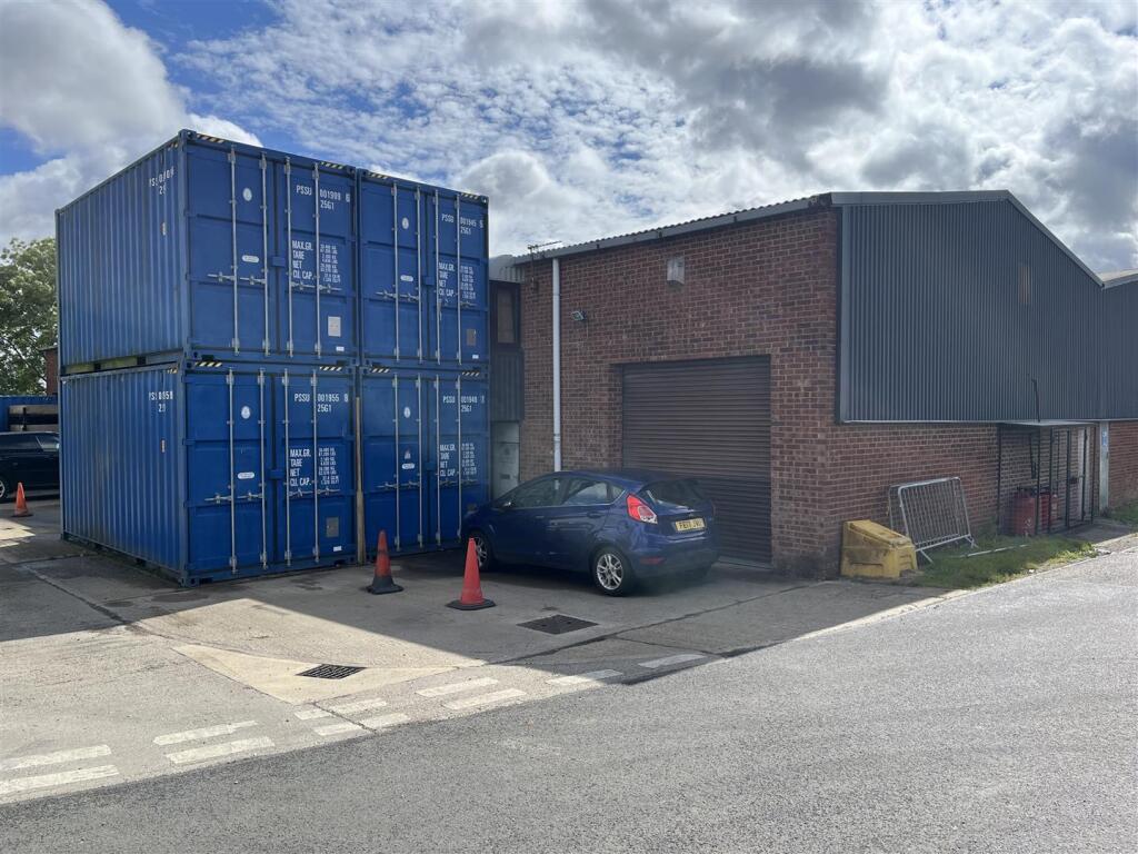 Main image of property: Units F2 & F4 Ironstone Lane Industrial Estate, Market Overton, Oakham LE15 7TP