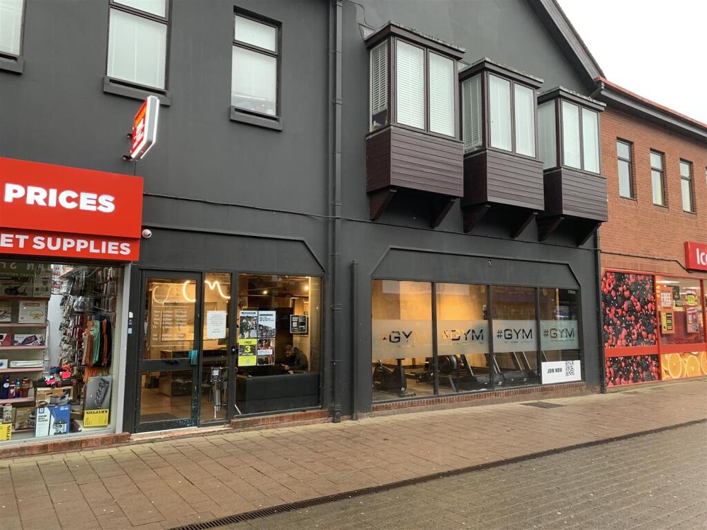 Main image of property: 20a Market Street, Loughborough - LE11 3EP