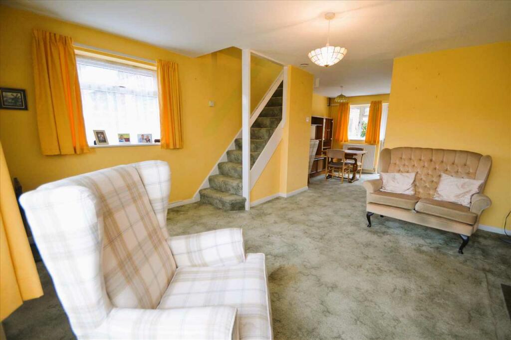 3 bedroom semidetached house for sale in Fairway, Keyworth, Nottingham